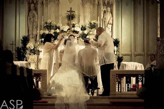 Four Amazing Things Youll See At A Filipino Wedding Weddingmix Blog