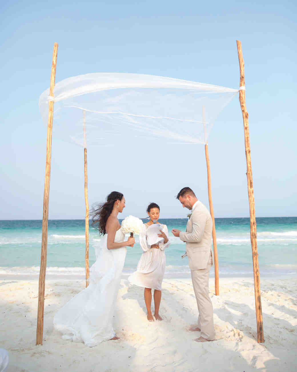 10 Crucial Destination Wedding Hacks Weddingmix