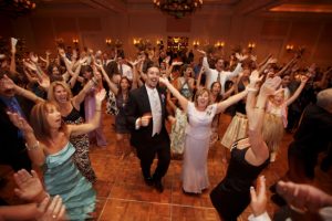 <a href="http://www.storymixmedia.com/weddingmix/blog/2014/05/wedding-reception-how-to-pick-a-wedding-dj/">Wedding Reception Music: 3 Rules for Picking a Fantastic Wedding DJ</a>